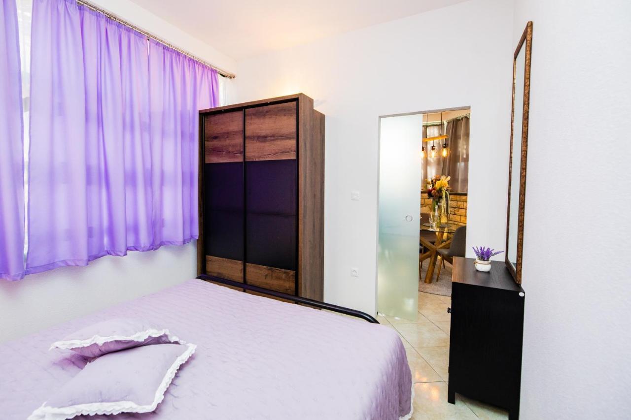 Glicinia Apartamento Šibenik Exterior foto