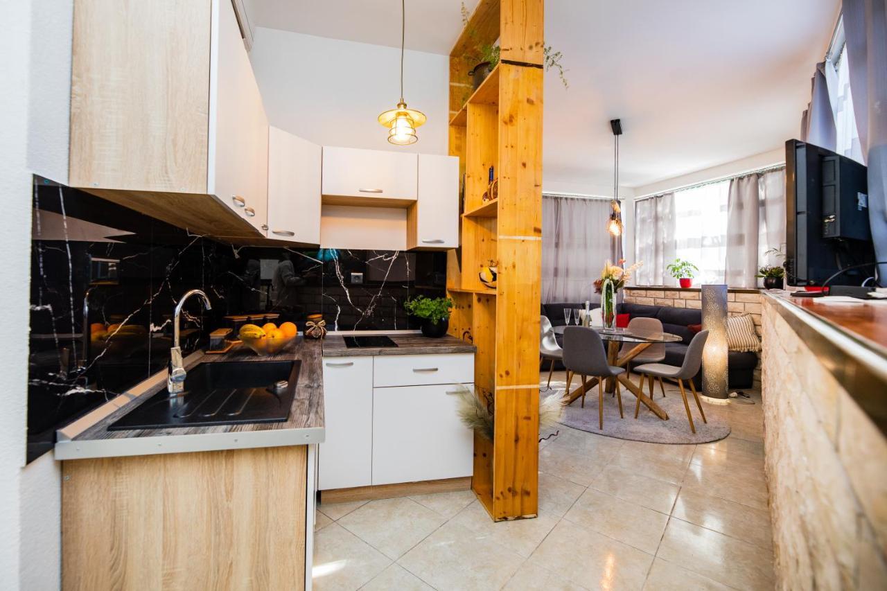 Glicinia Apartamento Šibenik Exterior foto
