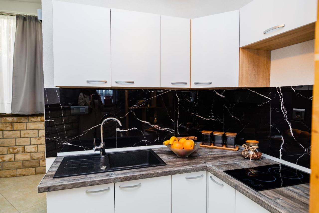 Glicinia Apartamento Šibenik Exterior foto